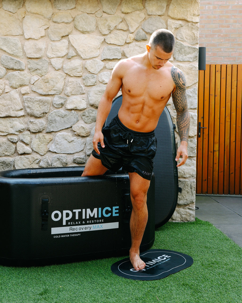 Optimize Oval Pro ice bath